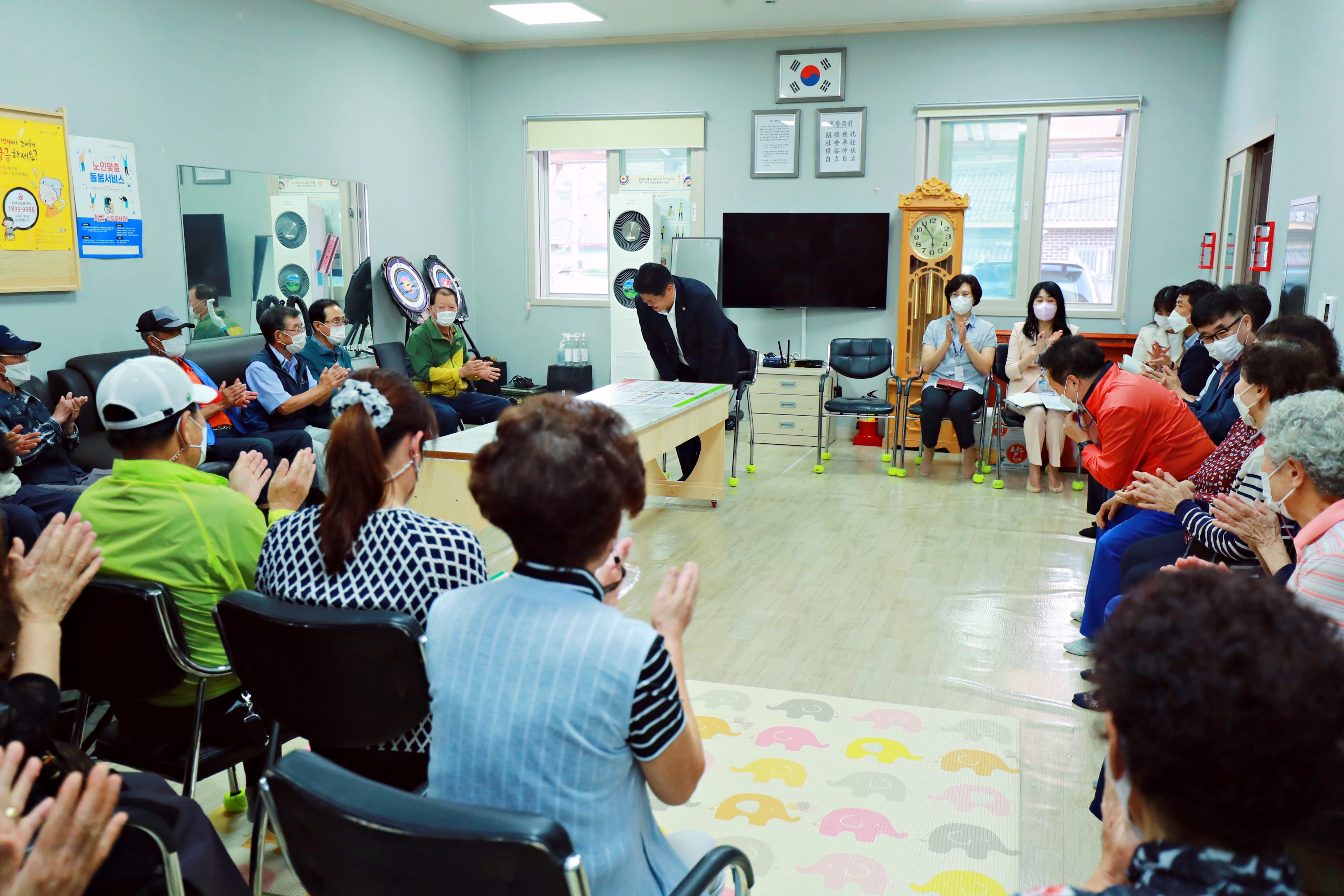 2022.8.26.경로당순방(황지동) 이미지6
