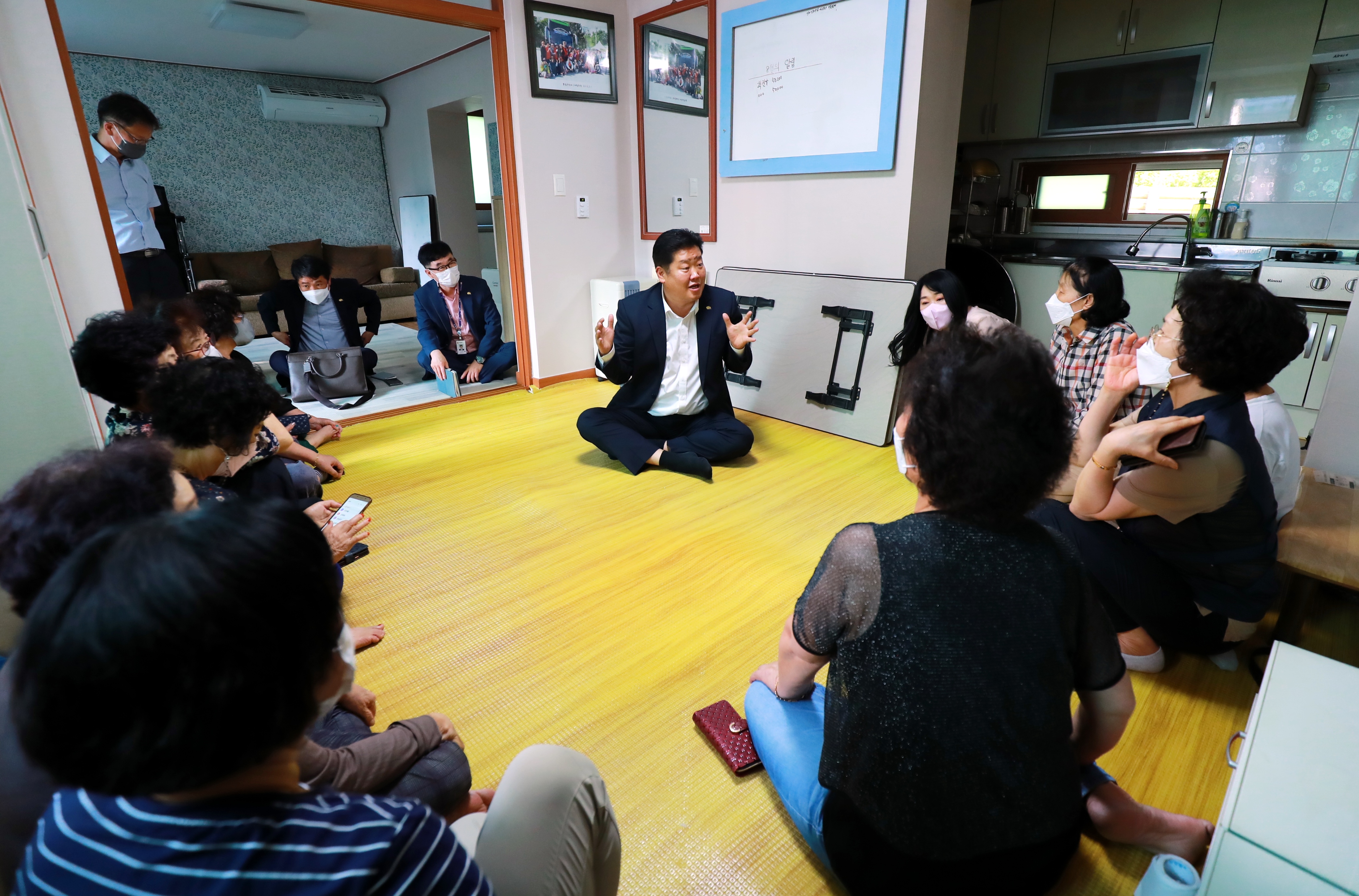 2022.8.26.경로당순방(황지동) 이미지2