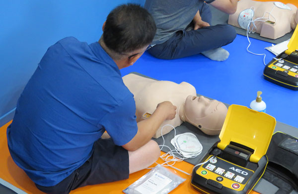 심폐소생술(CPR)ㆍ자동심장충격기(AED) 체험1