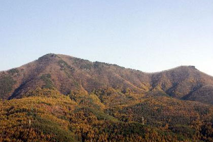 莲花山 image